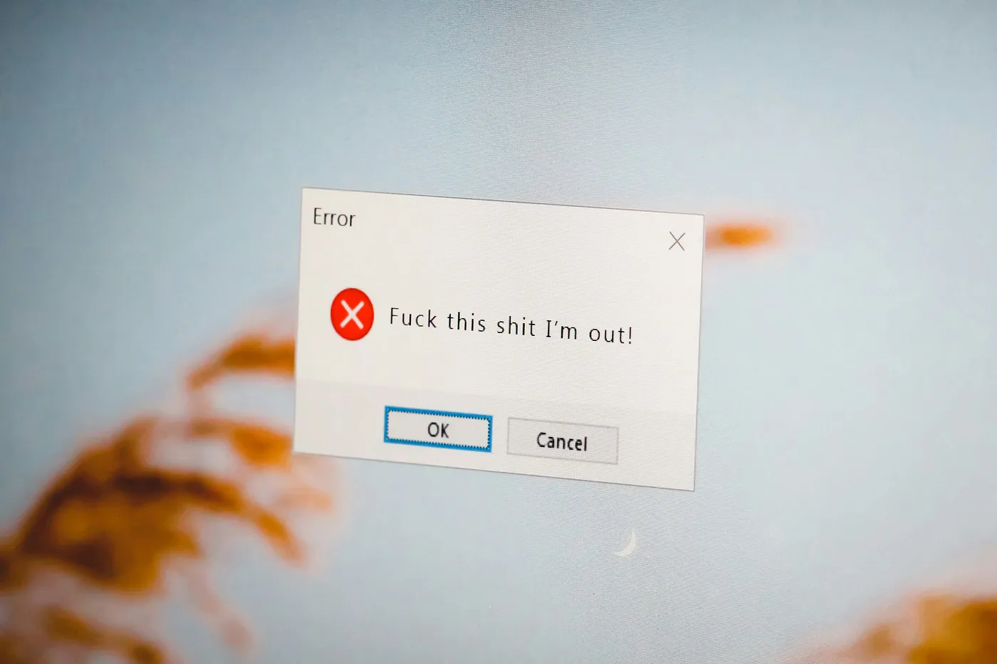 Blog cover image showing an error message in a dialogue box on a computer screen. | Learn error handling and logging techniques for data pipelines. Build fault-tolerant workflows using Python and Airflow to ensure data reliability. | Data pipeline error handling | Logging in Python pipelines | Fault-tolerant workflows | Apache Airflow retries | Centralized logging systems