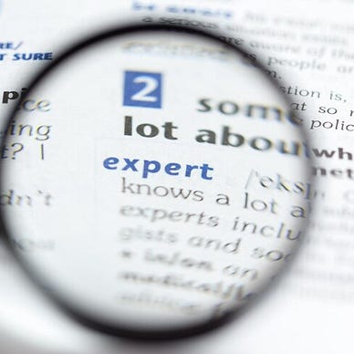 用数学和随机库构建一个进行计算的Python应用_